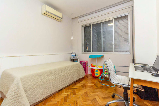 Imagem Apartamento com 3 Quartos à Venda,  em Lagoa - Rio De Janeiro