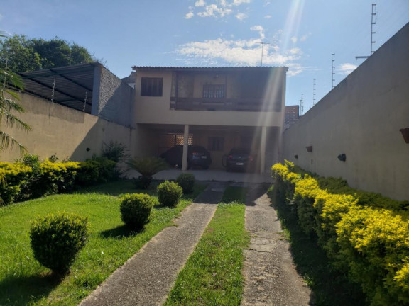 Casa com 7 Quartos à Venda, 450 m² em Jardim Iva - São Paulo