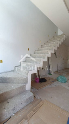 Imagem Casa com 3 Quartos à Venda, 88 m² em Petrópolis - Joinville