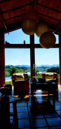 Imagem Chácara com 5 Quartos à Venda, 400 m² em Parque Náutico - Piracaia Imagem Chácara com 5 Quartos à Venda, 400 m² em Parque Náutico - Piracaia