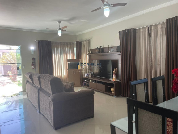 Casa com 3 Quartos à Venda, 400 m² em Setor Habitacional Vicente Pires - Brasília