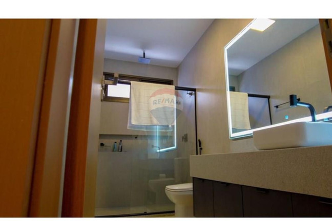 Imagem Casa de Condomínio com 6 Quartos à Venda, 417 m² em Guarajuba - Camaçari Imagem Casa de Condomínio com 6 Quartos à Venda, 417 m² em Guarajuba - Camaçari