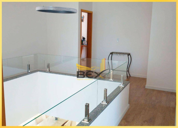 Imagem Casa com 4 Quartos à Venda, 298 m² em Morada Das Flores (aldeia Da Serra) - Santana De Parnaíba Imagem Casa com 4 Quartos à Venda, 298 m² em Morada Das Flores (aldeia Da Serra) - Santana De Parnaíba