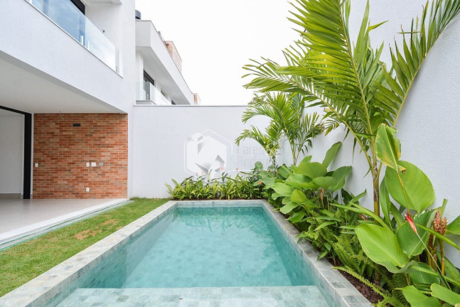 Imagem Casa com 3 Quartos à Venda, 331 m² em Planalto Paulista - São Paulo Imagem Casa com 3 Quartos à Venda, 331 m² em Planalto Paulista - São Paulo