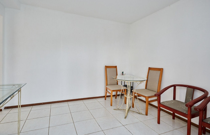 Imagem Casa com 4 Quartos à Venda, 353 m² em Batel - Curitiba