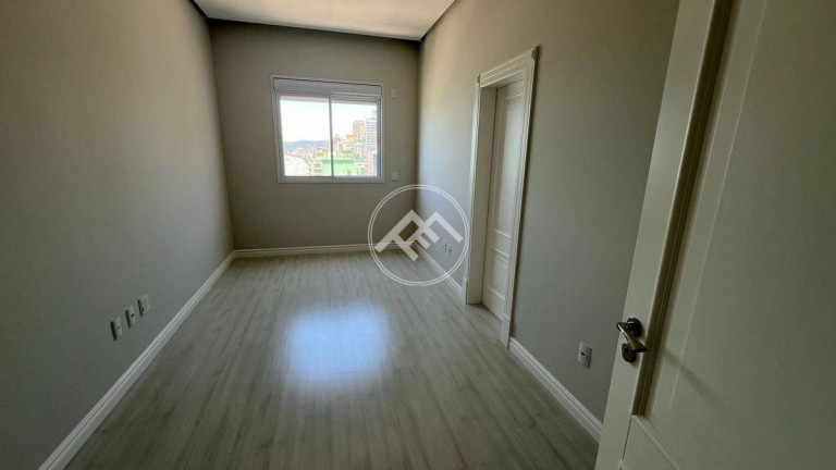 Imagem Apartamento com 4 Quartos à Venda, 175 m² em Meia Praia - Itapema Imagem Apartamento com 4 Quartos à Venda, 175 m² em Meia Praia - Itapema