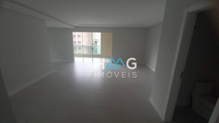 Imagem Apartamento com 4 Quartos à Venda, 153 m² em Meia Praia - Itapema Imagem Apartamento com 4 Quartos à Venda, 153 m² em Meia Praia - Itapema