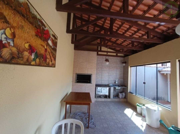 Imagem Casa com 3 Quartos à Venda, 150 m² em Contorno - Ponta Grossa