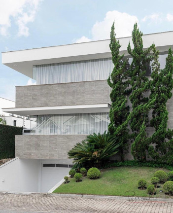 Casa com 4 Quartos à Venda, 450 m² em Jurerê - Florianópolis