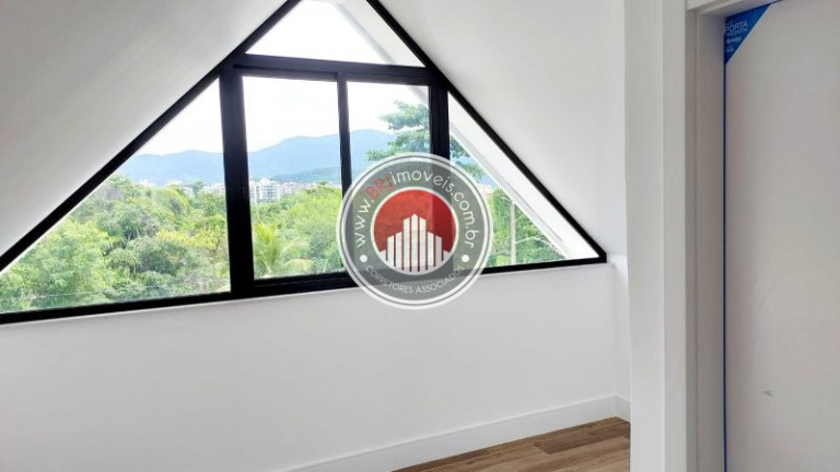 Imagem Casa com 4 Quartos à Venda, 310 m² em Recreio Dos Bandeirantes - Rio De Janeiro Imagem Casa com 4 Quartos à Venda, 310 m² em Recreio Dos Bandeirantes - Rio De Janeiro