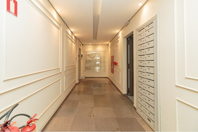 Imagem Sala Comercial à Venda, 32 m² em Petrópolis - Porto Alegre Imagem Sala Comercial à Venda, 32 m² em Petrópolis - Porto Alegre