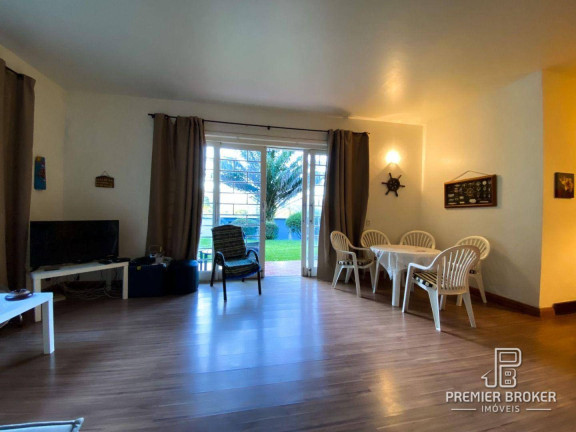 Imagem Casa com 4 Quartos à Venda, 133 m² em Golfe - Teresópolis