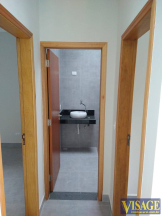 Imagem Casa com 3 Quartos à Venda, em Pq. Dos Sinos - Jacareí Imagem Casa com 3 Quartos à Venda, em Pq. Dos Sinos - Jacareí