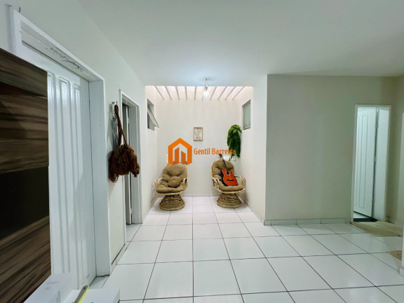 Imagem Casa com 3 Quartos à Venda, 198 m² em Cidade Dos Funcionários - Fortaleza Imagem Casa com 3 Quartos à Venda, 198 m² em Cidade Dos Funcionários - Fortaleza