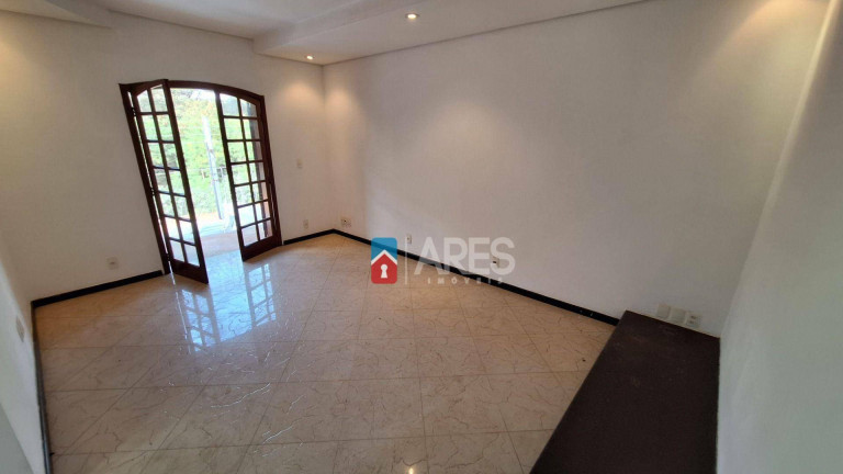 Imagem Casa com 3 Quartos para Alugar, 400 m² em Werner Plaas - Americana Imagem Casa com 3 Quartos para Alugar, 400 m² em Werner Plaas - Americana