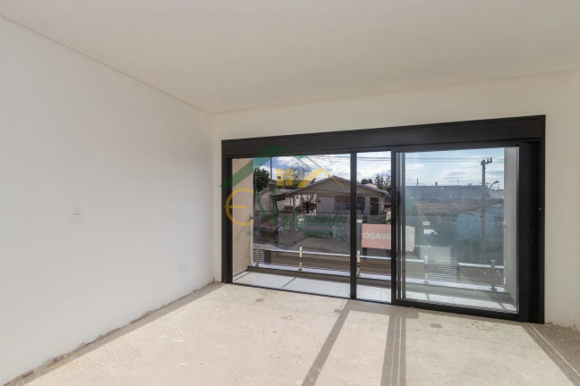 Imagem Sobrado com 3 Quartos à Venda, 145 m² em Uberaba - Curitiba Imagem Sobrado com 3 Quartos à Venda, 145 m² em Uberaba - Curitiba