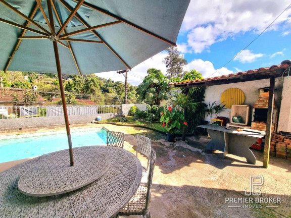 Imagem Casa com 4 Quartos à Venda, 230 m² em Bom Retiro - Teresópolis