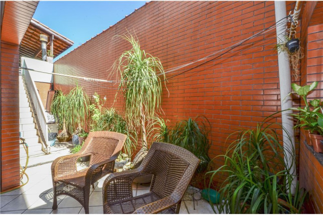 Imagem Casa com 3 Quartos à Venda, em Jardim Santo Antoninho - São Paulo Imagem Casa com 3 Quartos à Venda, em Jardim Santo Antoninho - São Paulo
