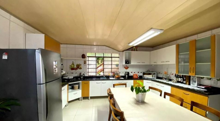 Imagem Sobrado com 5 Quartos à Venda, 238 m² em Canudos - Novo Hamburgo