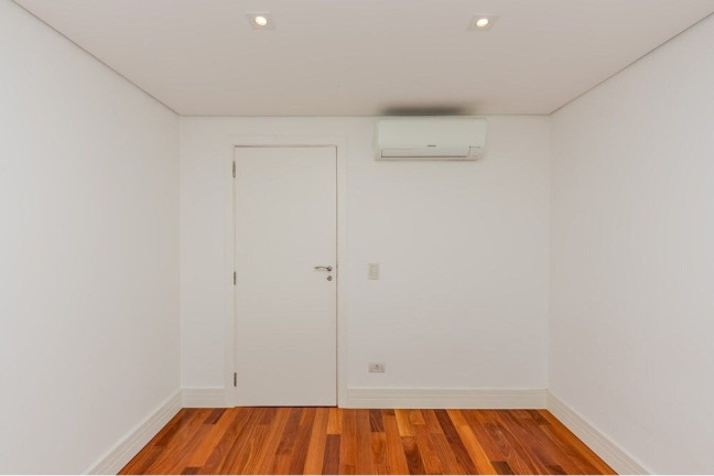 Imagem Apartamento com 3 Quartos à Venda, 138 m² em Itaim Bibi - São Paulo Imagem Apartamento com 3 Quartos à Venda, 138 m² em Itaim Bibi - São Paulo