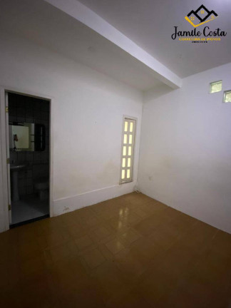 Imagem Casa com 3 Quartos à Venda, 90 m² em Capuchinhos - Feira De Santana