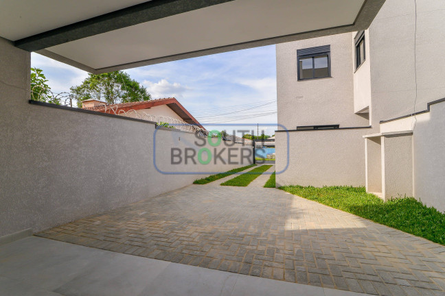 Imagem Sobrado com 3 Quartos à Venda, 95 m² em Uberaba - Curitiba Imagem Sobrado com 3 Quartos à Venda, 95 m² em Uberaba - Curitiba