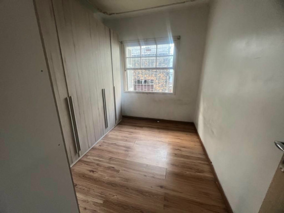 Imagem Apartamento com 3 Quartos à Venda, 80 m² em Centro Histórico - Porto Alegre Imagem Apartamento com 3 Quartos à Venda, 80 m² em Centro Histórico - Porto Alegre