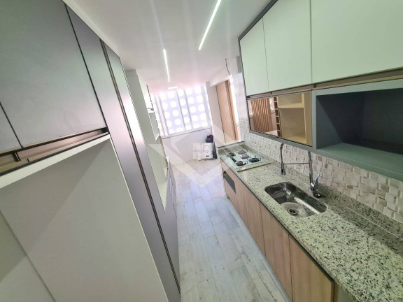 Imagem Apartamento com 3 Quartos à Venda, 180 m² em Copacabana - Rio De Janeiro Imagem Apartamento com 3 Quartos à Venda, 180 m² em Copacabana - Rio De Janeiro