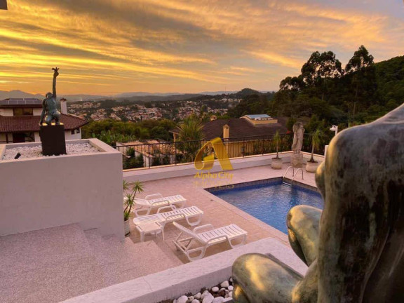 Casa com 6 Quartos à Venda ou Locação, 850 m² em  Alphaville - Santana De Parnaíba