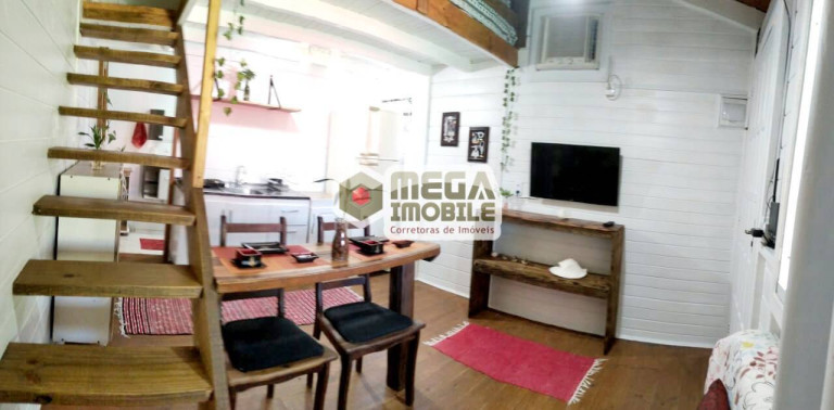 Casa com 1 Quarto para Alugar, 25 m² em Rio Vermelho - Florianópolis