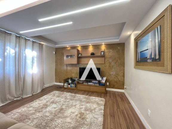 Imagem Casa com 5 Quartos à Venda, 318 m² em Comary - Teresópolis Imagem Casa com 5 Quartos à Venda, 318 m² em Comary - Teresópolis