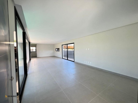 Imagem Casa com 3 Quartos à Venda, 360 m² em Palmas - Governador Celso Ramos