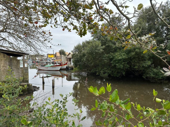 Imagem Casa com 3 Quartos à Venda, 100 m² em Centro - Balneário Barra Do Sul