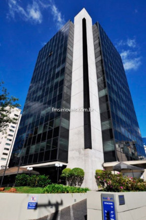 Sala Comercial para Alugar, 129 m² em Itaim Bibi - São Paulo