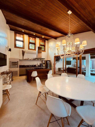 Imagem Casa com 4 Quartos à Venda, 425 m² em Itaipu - Niterói Imagem Casa com 4 Quartos à Venda, 425 m² em Itaipu - Niterói