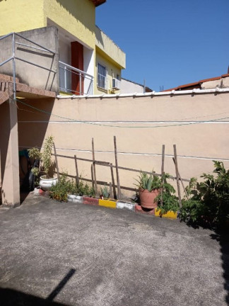 Imagem Casa com 2 Quartos à Venda, 200 m² em Cosmos - Rio De Janeiro Imagem Casa com 2 Quartos à Venda, 200 m² em Cosmos - Rio De Janeiro
