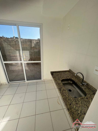 Imagem Casa de Condomínio com 2 Quartos à Venda, 60 m² em Jardim Colônia - Jacareí