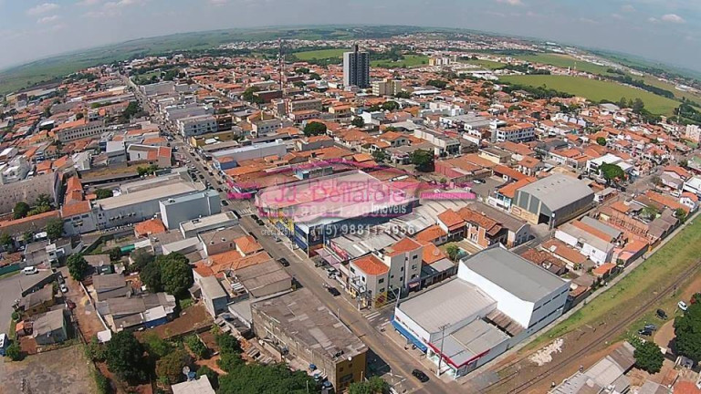 Imagem Casa com 3 Quartos à Venda, 210 m² em Jardim Planetário - Boituva
