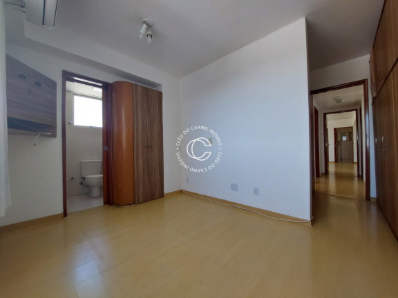 Imagem Cobertura com 3 Quartos à Venda, 200 m² em Centro - Santa Maria