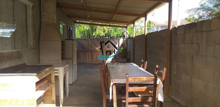 Imagem Casa com 2 Quartos para Temporada, 150 m² em Praia Da Lagoinha - Ubatuba