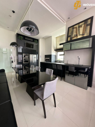 Imagem Apartamento com 3 Quartos à Venda, 137 m² em Centro - Balneário Camboriú Imagem Apartamento com 3 Quartos à Venda, 137 m² em Centro - Balneário Camboriú
