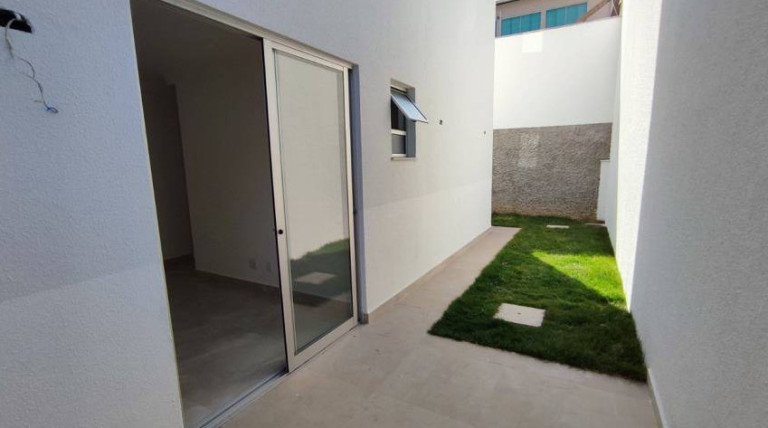 Imagem Apartamento com 3 Quartos à Venda, 65 m² em Itapoã - Belo Horizonte