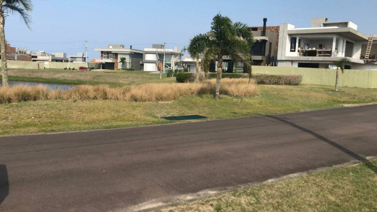 Imagem Terreno à Venda,  em Capão Da Canoa