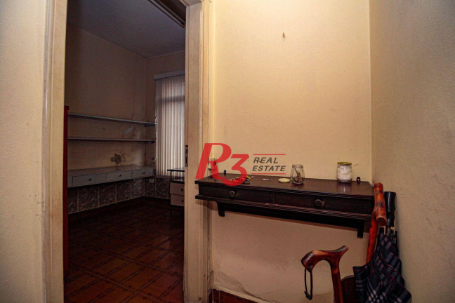 Imagem Sobrado com 4 Quartos à Venda, 261 m² em Encruzilhada - Santos