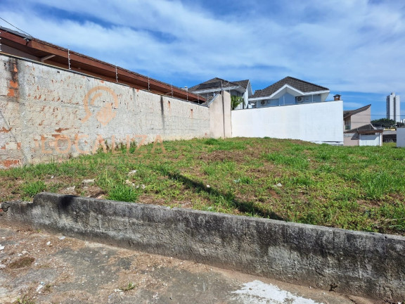 Terreno à Venda, 250 m² em Loteamento Villa Branca - Jacareí
