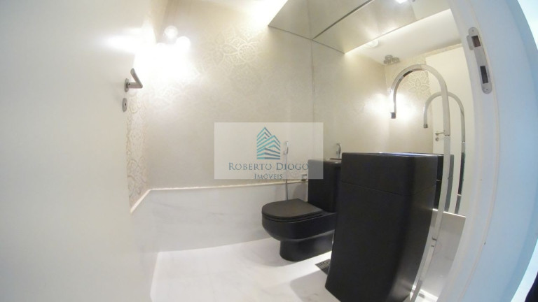 Imagem Imóvel com 4 Quartos à Venda, 158 m² em Icaraí - Niterói Imagem Imóvel com 4 Quartos à Venda, 158 m² em Icaraí - Niterói