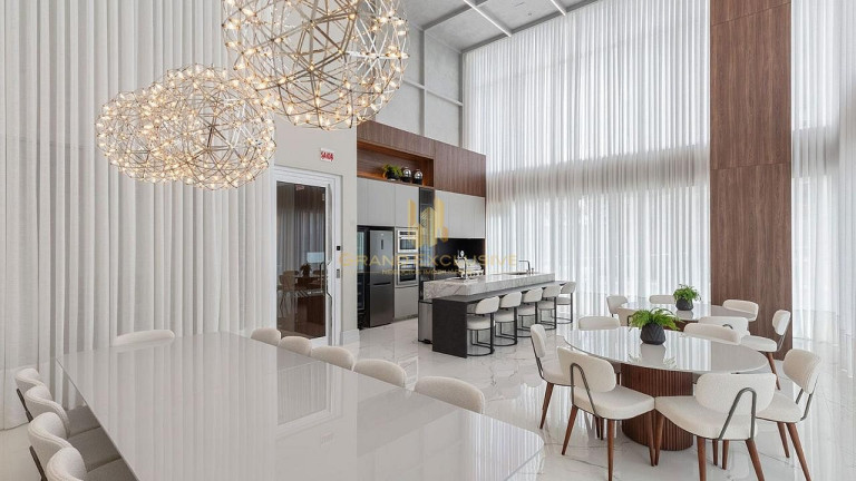 Imagem Apartamento com 4 Quartos à Venda, 151 m² em Pioneiros - Balneário Camboriú Imagem Apartamento com 4 Quartos à Venda, 151 m² em Pioneiros - Balneário Camboriú
