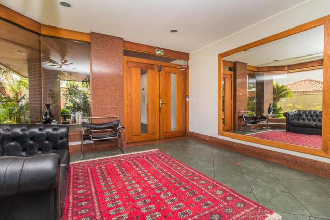Imagem Apartamento com 3 Quartos à Venda, 178 m² em Auxiliadora - Porto Alegre