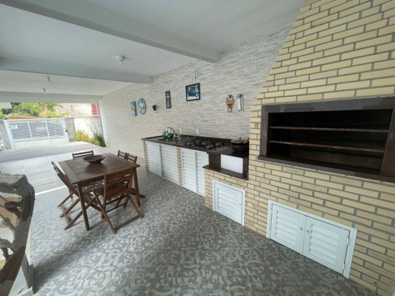 Imagem Casa com 4 Quartos à Venda, 232 m² em Governador Celso Ramos - Governador Celso Ramos