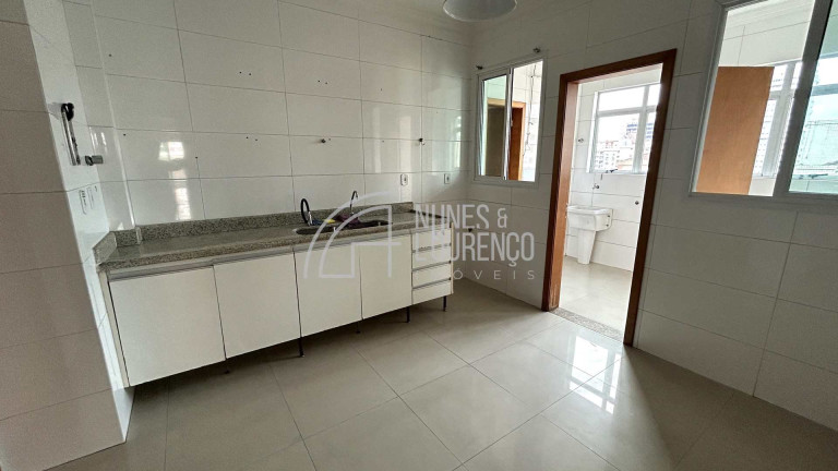 Imagem Apartamento com 3 Quartos à Venda ou Locação, 143 m² em Gonzaga - Santos Imagem Apartamento com 3 Quartos à Venda ou Locação, 143 m² em Gonzaga - Santos